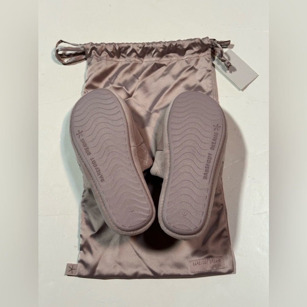 Barefoot Dreams LuxeChic Slippers - Picture 6 of 9